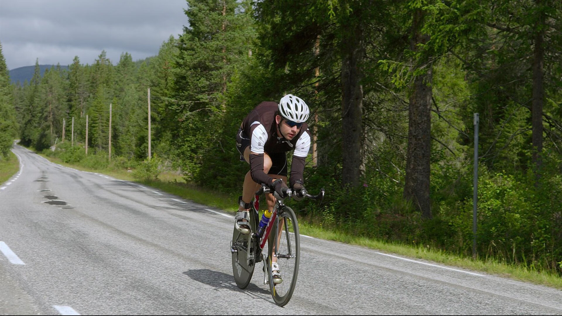 外教执教风格为何难与本土球员融合，外教员是什么